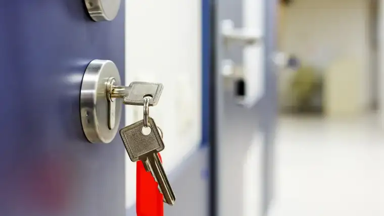 ¿Cómo saber si la cerradura de mi casa sigue siendo segura? 4 señales de alerta
